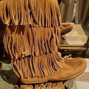 Brown Suede boots Minnetonka 3 layer fringe
